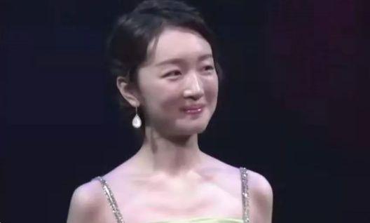 娱乐吃瓜的女艺人,揭秘女艺人幕后故事 第1张 娱乐吃瓜的女艺人,揭秘女艺人幕后故事 第1张